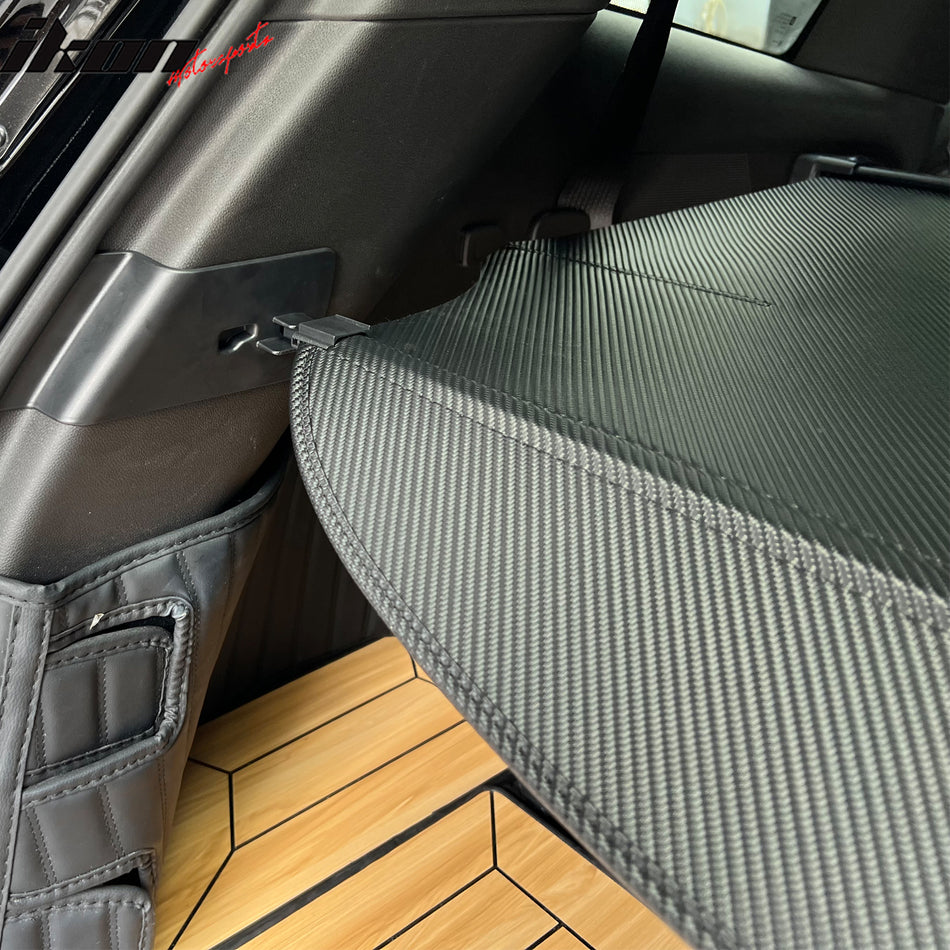IKON MOTORSPORTS, Rear Cargo Cover Compatible With 2020-2024 Cadillac XT6, Retractable Rear Trunk Security Cargo Cover Luggage Shade Carbon Fiber Print