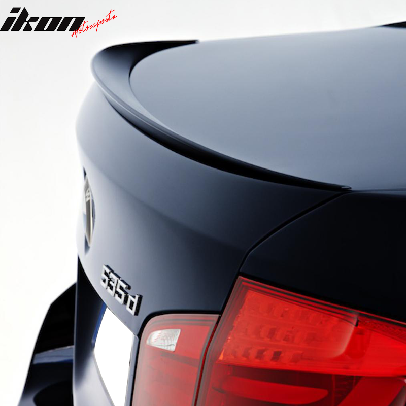 IKON MOTORSPORTS, Trunk Spoiler Compatible With 2011-2016 BMW 5 Series F10 & M5 , Matte Carbon Fiber + FRP M Performance Style Rear Spoiler Wing, 2012 2013 2014 2015