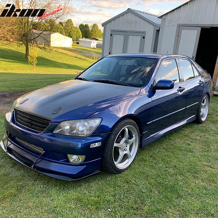 IKON MOTORSPORTS, Side Skirts Compatible With 2001-2005 Lexus IS300, Unpainted Black Side Bottom Line Extension Replacement PU Polyurethane, 2002 2003 2004