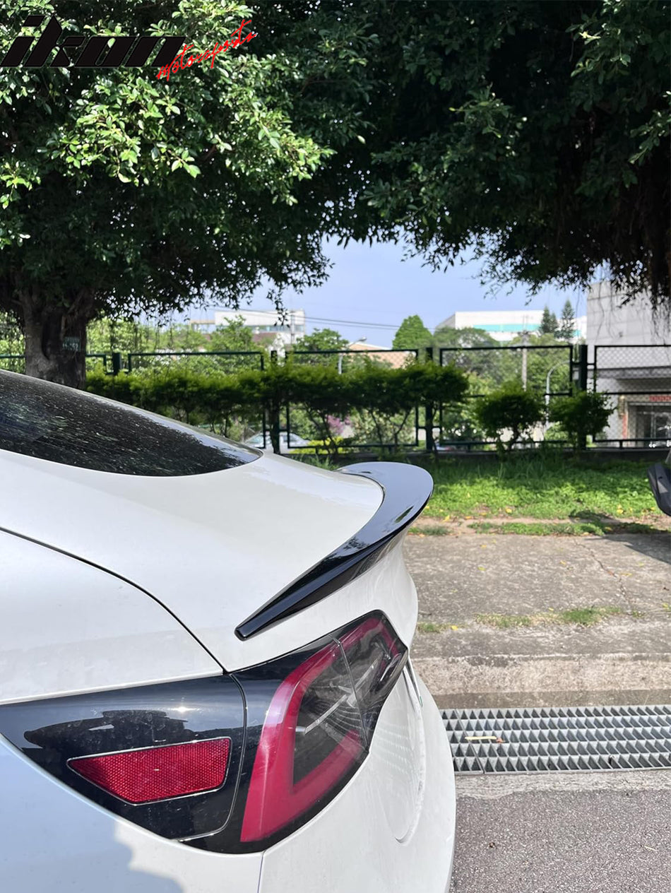 IKON MOTORSPORTS, Trunk Spoiler Compatible with 2017-2023 Tesla Model 3, V Style Painted Gloss Black ABS Plastic Rear Trunk Lid Spoiler Wing Lip