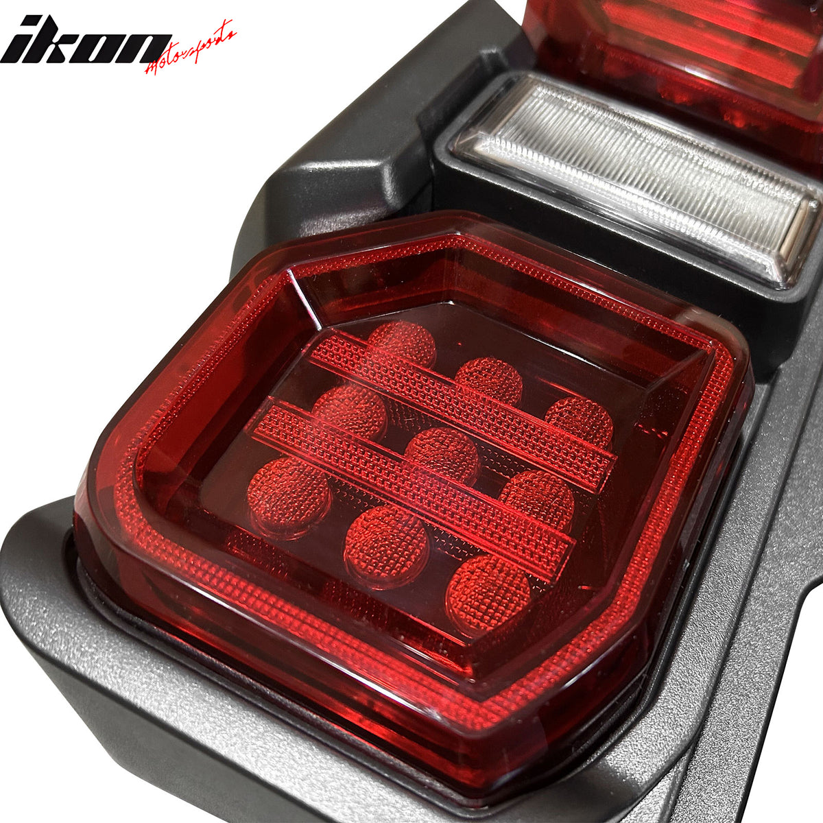 Fits 21-24 Ford Bronco 2/4 Door Red LED Tail Lights Rear Lamps Assembly Pair