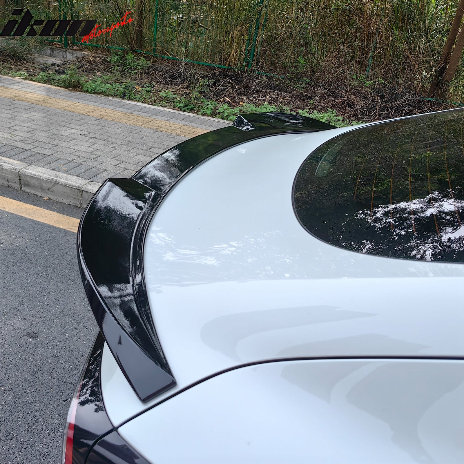 IKON MOTORSPORTS, Trunk Spoiler Compatible with 2025 Tesla Model 3, Performance P Style Gloss Black ABS Plastic Rear Trunk Lid Spoiler Wing Lip