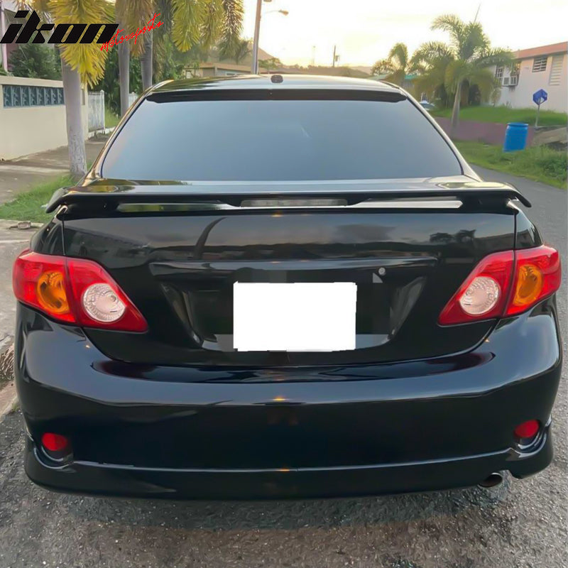 IKON MOTORSPORTS, Roof Spoiler Compatible With 2009-2013 Toyota Corolla Altis, Painted #209 U209 Black Sand Pearl ABS Plastic Rear Window Visor, 2010 2011 2012