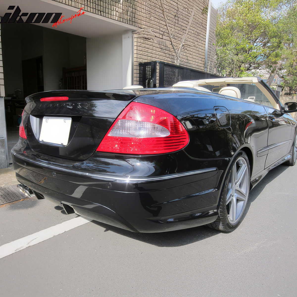 IKON MOTORSPORTS, Trunk Spoiler Compatible with 2003-2009 Benz CLK Class W209, AMG Style Painted #002, 197, 9197 Obsidian Black Metallic ABS Plastic Rear Trunk Lid Spoiler Wing Lip