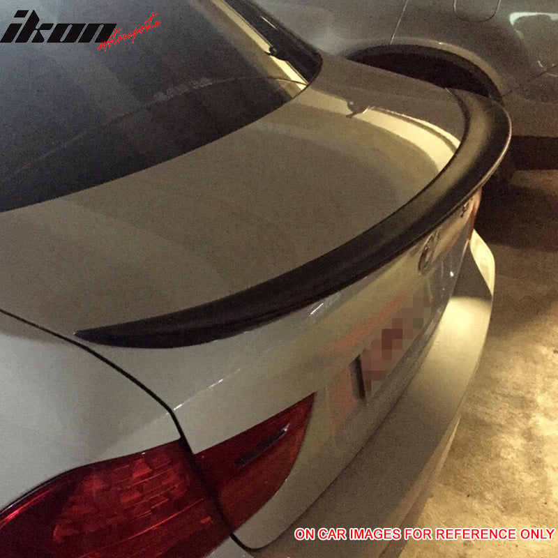 IKON MOTORSPORTS, Trunk Spoiler Compatible With 2005-2011 BMW 3 Series E90 , Matte Carbon Fiber P Style Rear Spoiler Wing, 2006 2007 2008 2009 2010