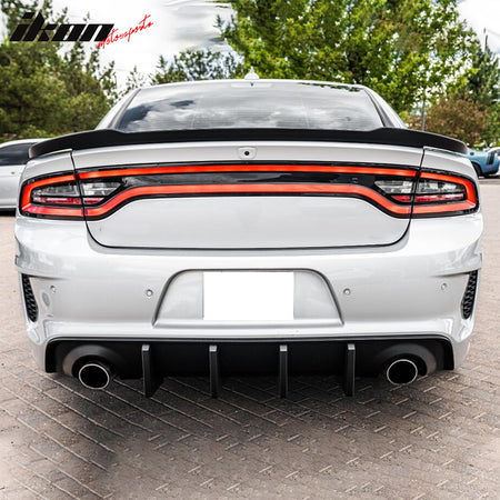 IKON MOTORSPORTS, Rear Diffuser Compatible With 2020-2023 Dodge Charger Widebody, IKON Style PP Rear Bumper Lip with 4 Fins Matte Black / Gloss Black / Carbon Fiber Print