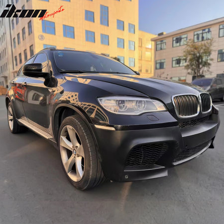 IKON MOTORSPORTS, Front Bumper Cover Compatible With 2008-2014 BMW X5 E71, PP Unpainted Black X6M Style Front Bumper Conversion Kit + Foglight Grilles + Upper & Lower Grilles With PDC Sensor Holes